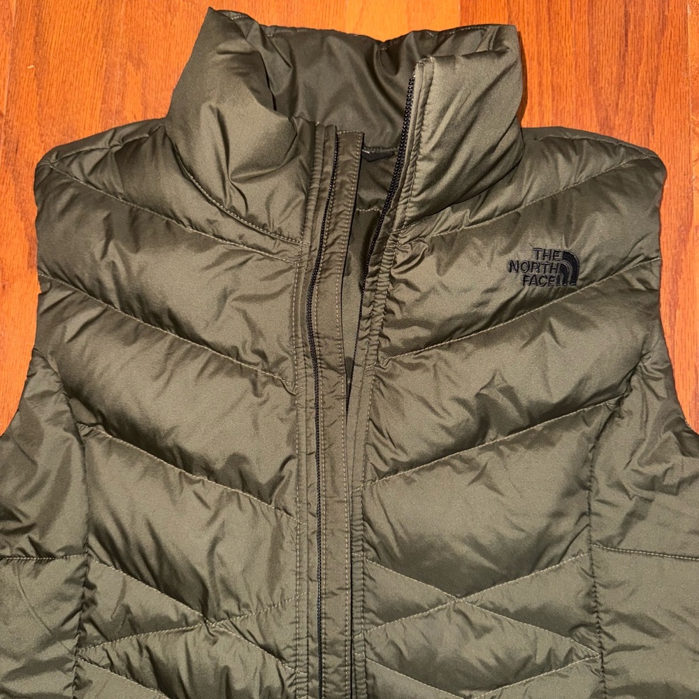 ✨North Face Vest✨